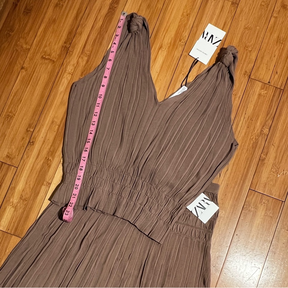 NWT Zara Limited Edition Knit Top & LE Knit Skirt Set: Top Size M Skirt Size L - Picture 10 of 13